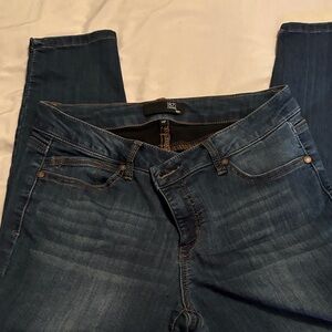 1822 Denim Women’s Skinny Jeans — Deep Blue Wash